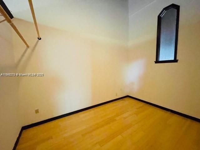 En Venta: $517,000 (3 camas, 2 baños, 1964 Pies cuadrados)