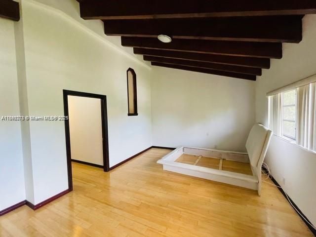 En Venta: $517,000 (3 camas, 2 baños, 1964 Pies cuadrados)