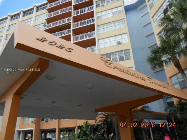 待售: $175,000 (2 贝兹, 2 浴室, 1112 平方英尺)