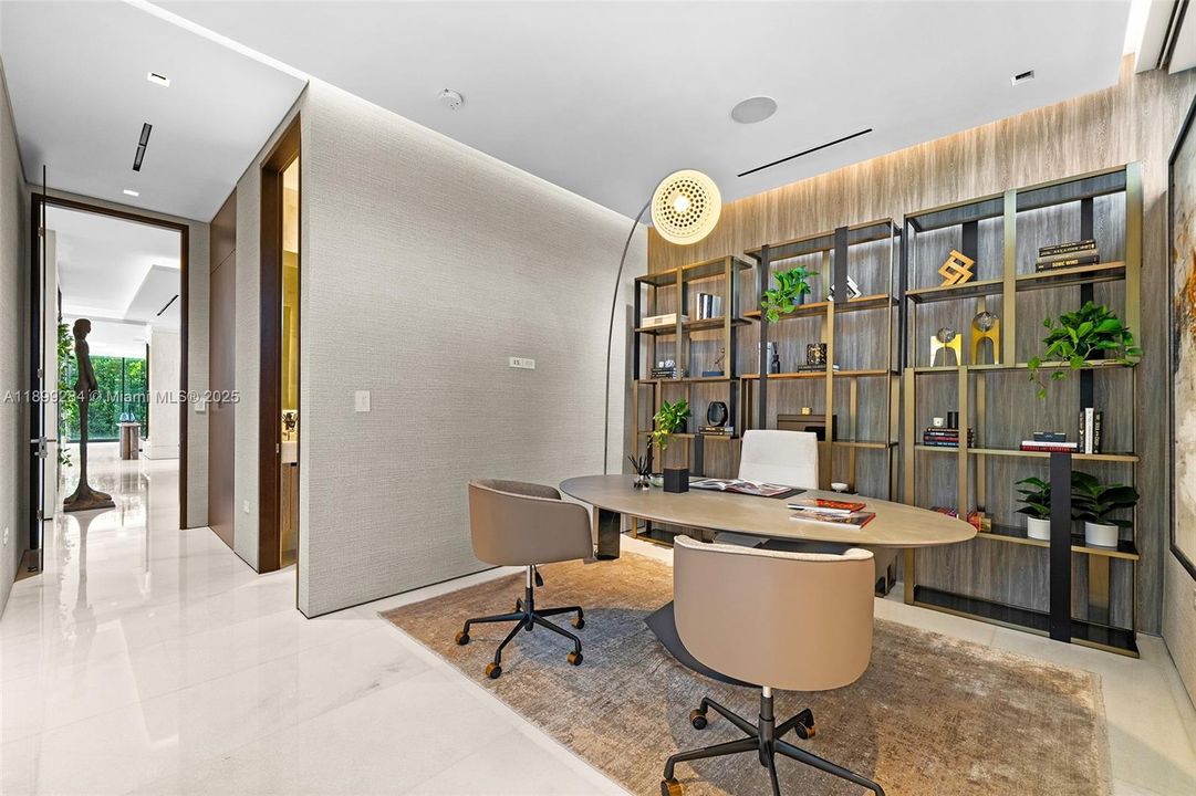 For Sale: $29,900,000 (6 beds, 7 baths, 6361 Square Feet)