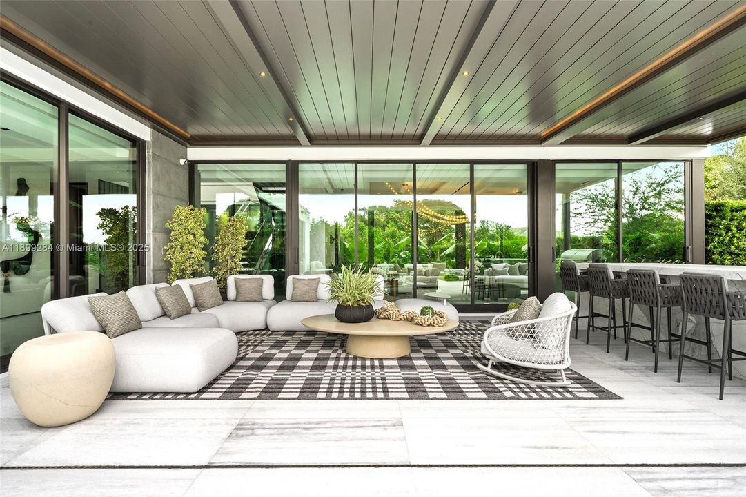 For Sale: $29,900,000 (6 beds, 7 baths, 6361 Square Feet)