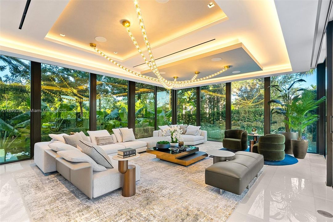 For Sale: $29,900,000 (6 beds, 7 baths, 6361 Square Feet)