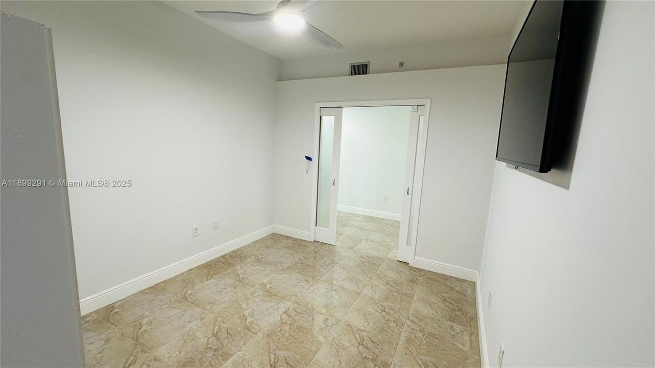 待售: $629,000 (2 贝兹, 2 浴室, 1730 平方英尺)