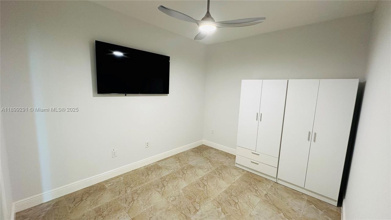 待售: $629,000 (2 贝兹, 2 浴室, 1730 平方英尺)