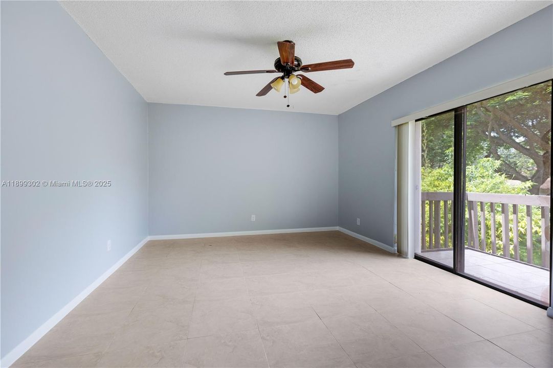 For Rent: $3,150 (3 beds, 2 baths, 1584 Square Feet)