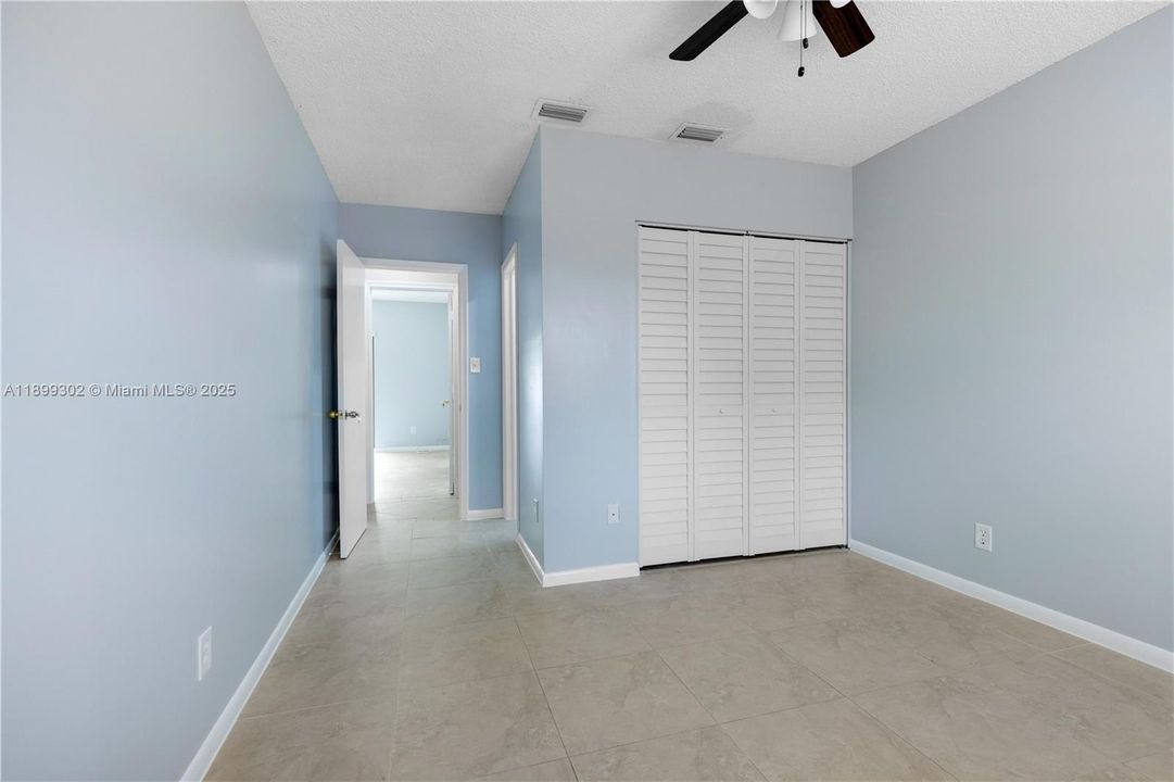 For Rent: $3,150 (3 beds, 2 baths, 1584 Square Feet)