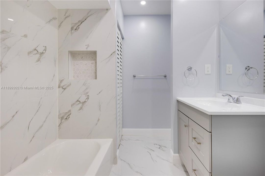 For Rent: $3,150 (3 beds, 2 baths, 1584 Square Feet)