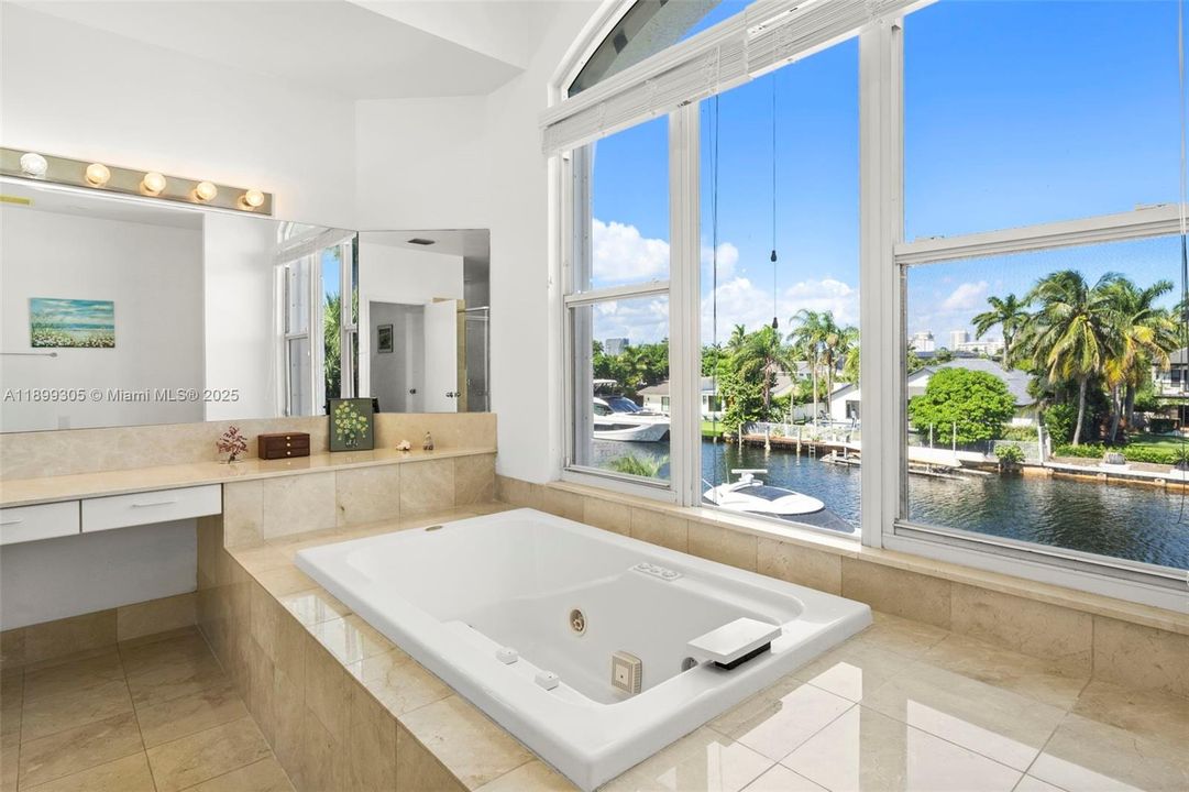 待售: $1,990,000 (3 贝兹, 4 浴室, 3200 平方英尺)