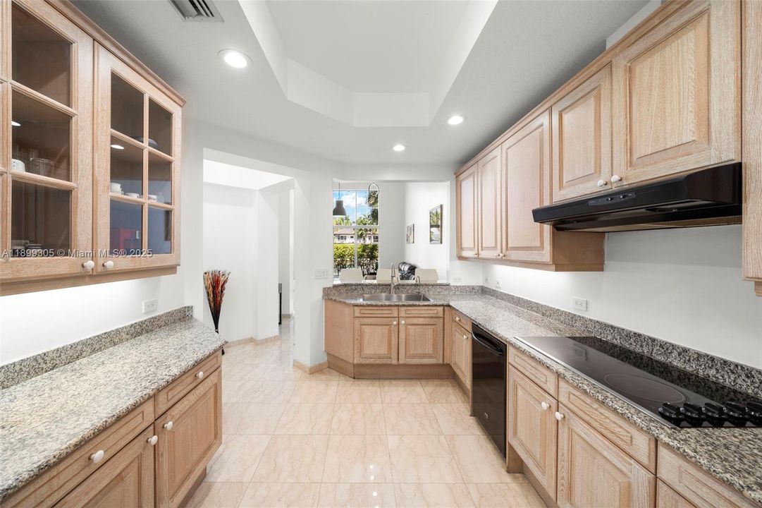 待售: $1,990,000 (3 贝兹, 4 浴室, 3200 平方英尺)