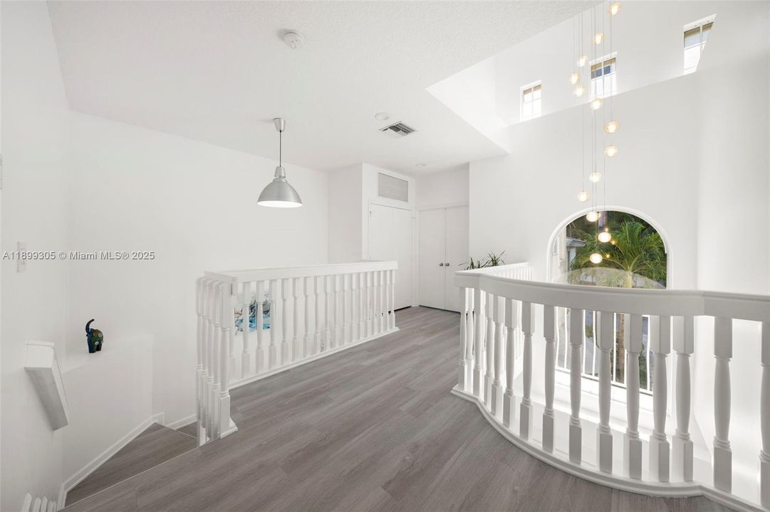 待售: $1,990,000 (3 贝兹, 4 浴室, 3200 平方英尺)