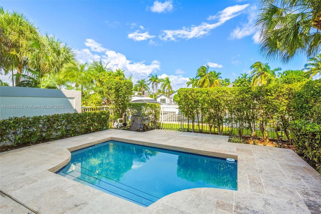 待售: $1,990,000 (3 贝兹, 4 浴室, 3200 平方英尺)