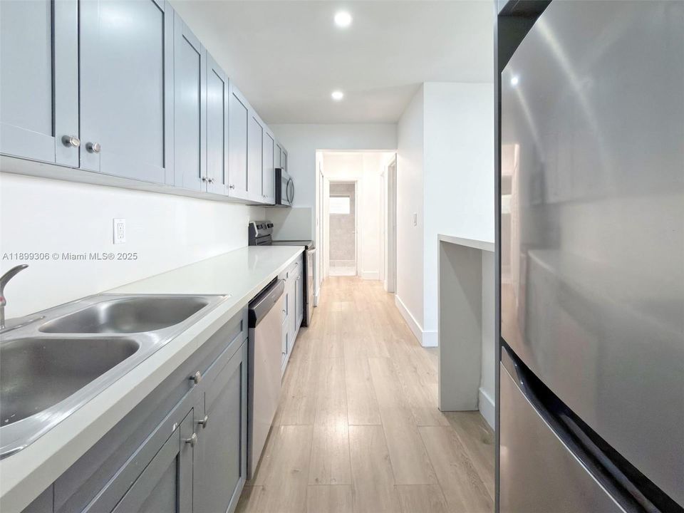 出租: $2,200 (1 贝兹, 1 浴室, 0 平方英尺)