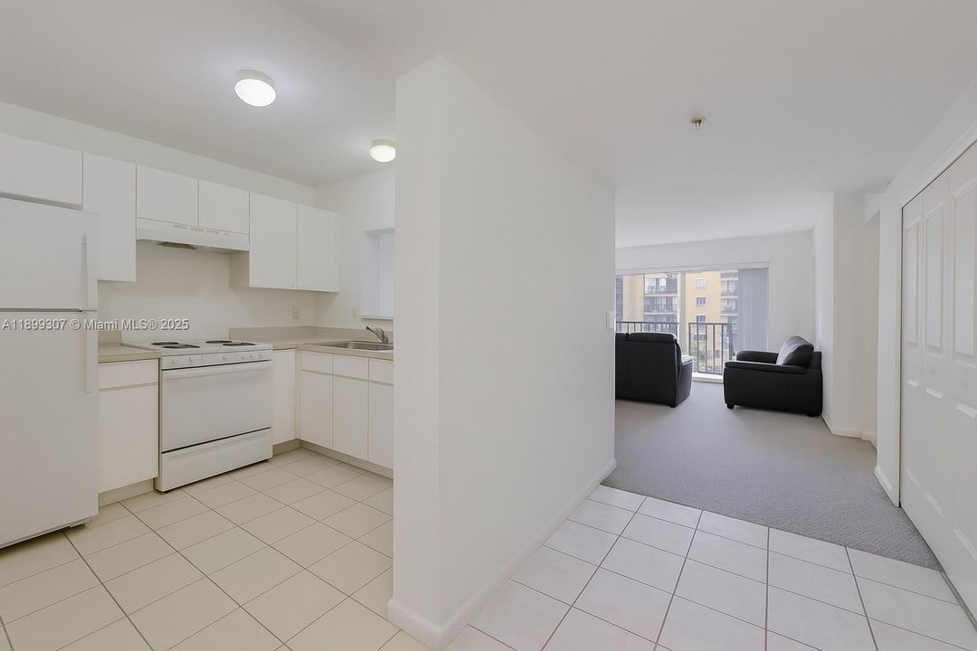 Virtually decluttered