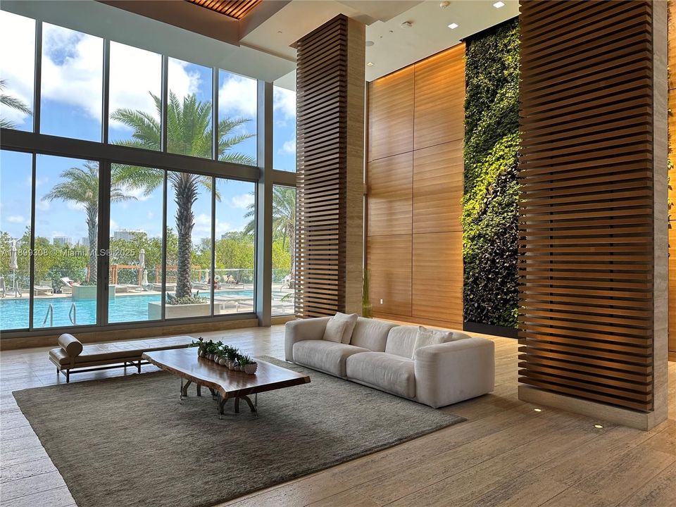 For Rent: $3,950 (2 beds, 2 baths, 1115 Square Feet)