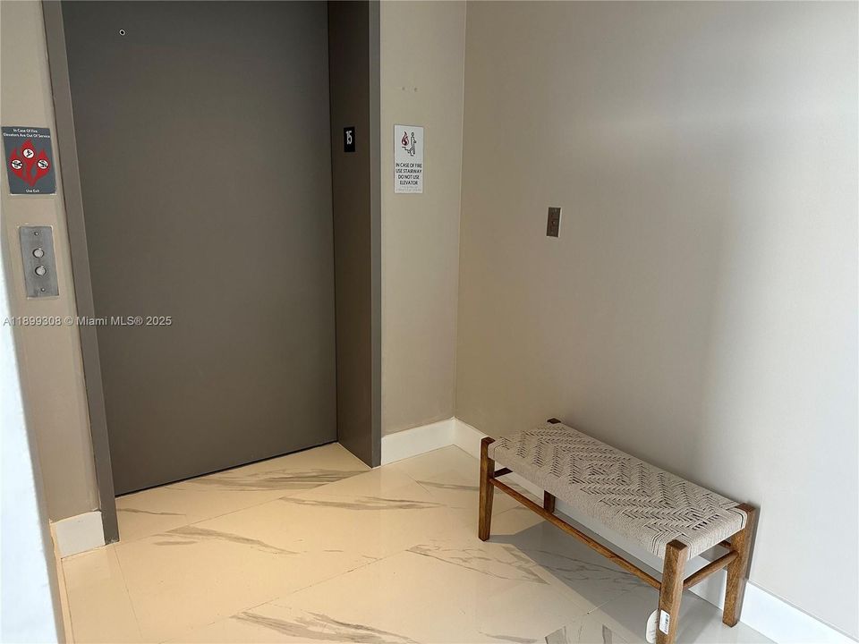 For Rent: $3,950 (2 beds, 2 baths, 1115 Square Feet)