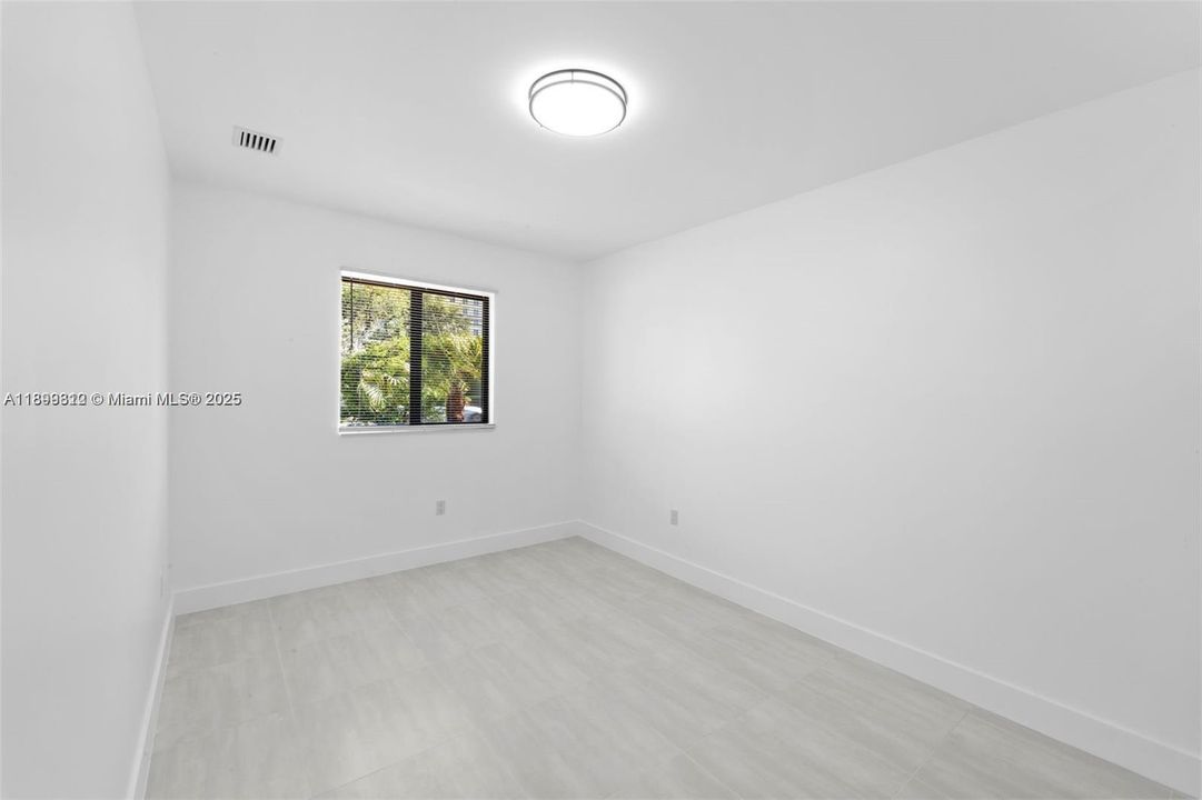 For Rent: $3,300 (3 beds, 2 baths, 0 Square Feet)