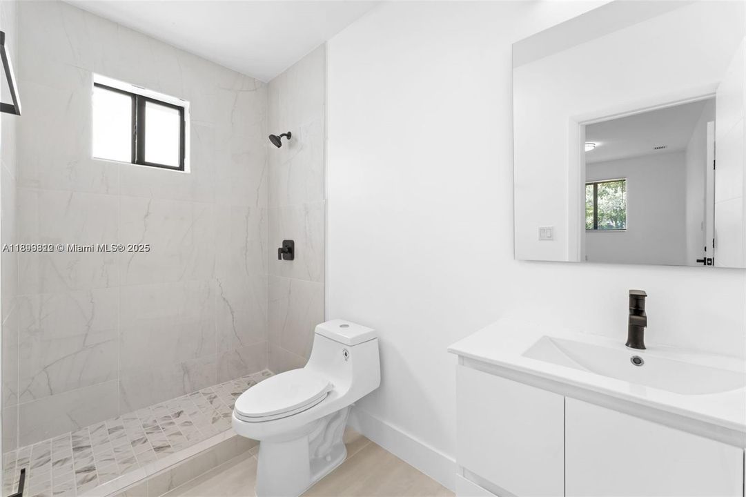 For Rent: $3,300 (3 beds, 2 baths, 0 Square Feet)