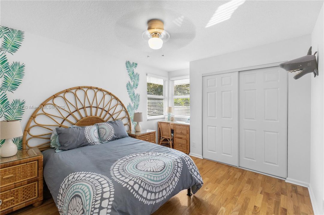 Recently Sold: $975,000 (4 beds, 2 baths, 2886 Square Feet)