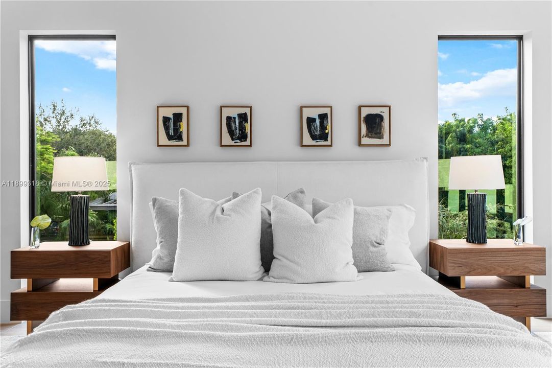 На продажу: $4,500,000 (5 спален, 6 ванн, 4335 Квадратных фут)