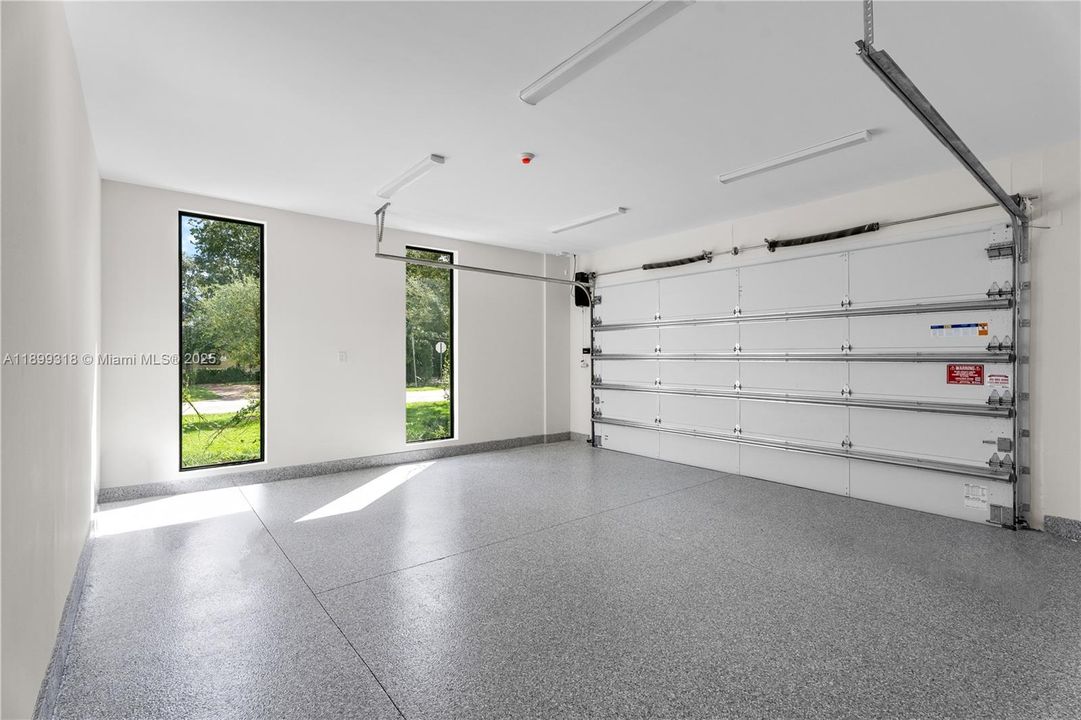 На продажу: $4,500,000 (5 спален, 6 ванн, 4335 Квадратных фут)