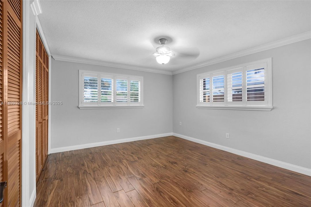 Recently Sold: $549,900 (3 beds, 2 baths, 1676 Square Feet)