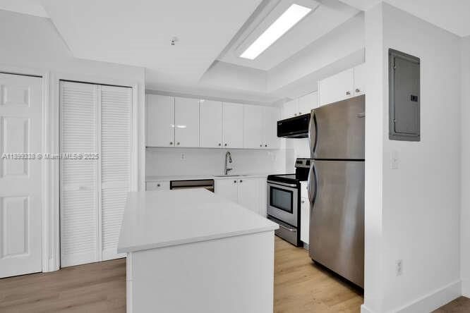 Recently Rented: $2,600 (2 beds, 2 baths, 828 Square Feet)