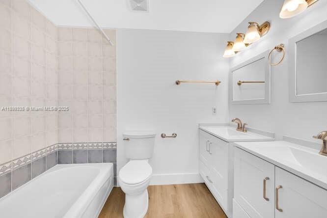 Recently Rented: $2,600 (2 beds, 2 baths, 828 Square Feet)