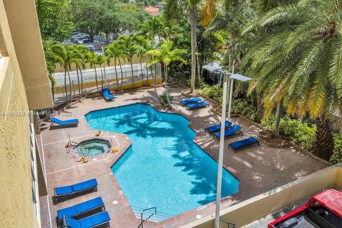 Recently Rented: $2,600 (2 beds, 2 baths, 828 Square Feet)