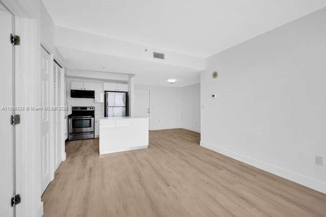 Recently Rented: $2,600 (2 beds, 2 baths, 828 Square Feet)
