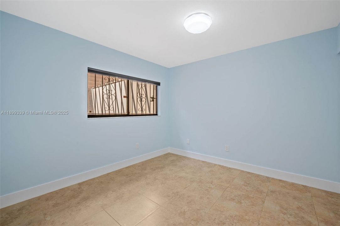 Recently Rented: $3,000 (2 beds, 2 baths, 1246 Square Feet)