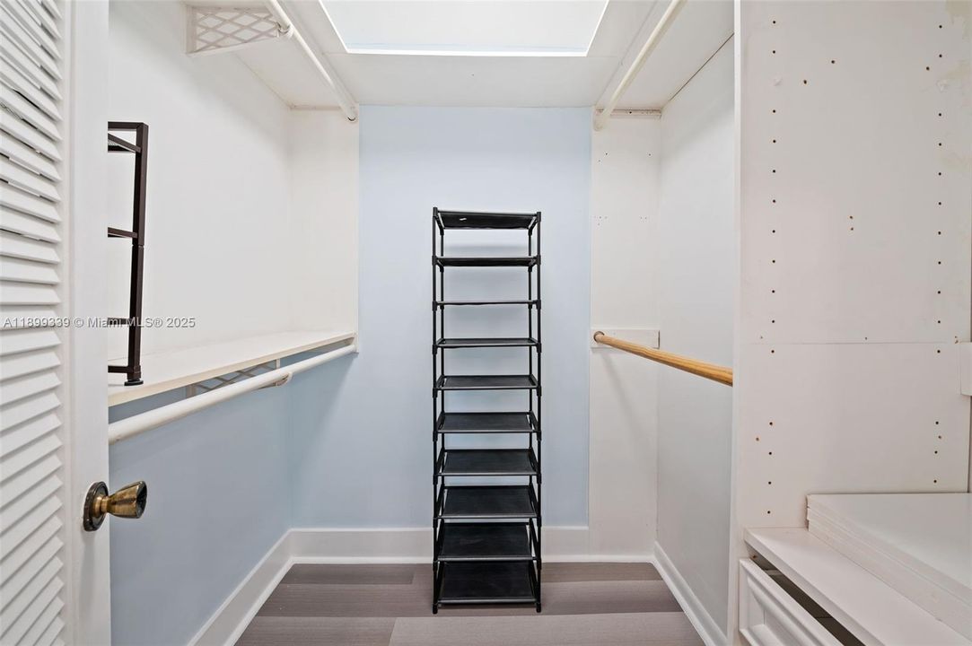 Recently Rented: $3,000 (2 beds, 2 baths, 1246 Square Feet)