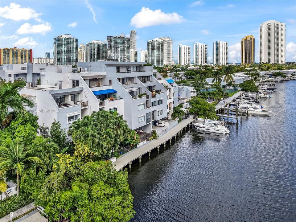 For Sale: $1,799,000 (5 beds, 3 baths, 3115 Square Feet)