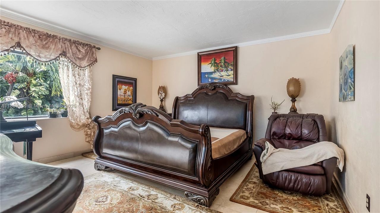 For Sale: $1,799,000 (5 beds, 3 baths, 3115 Square Feet)