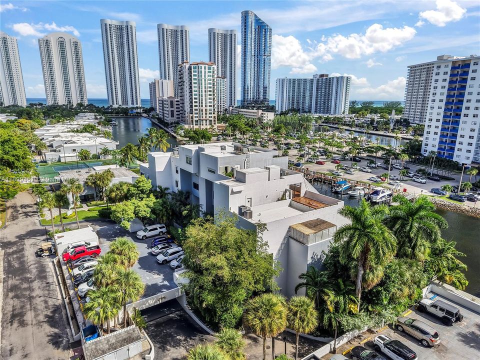 For Sale: $1,799,000 (5 beds, 3 baths, 3115 Square Feet)