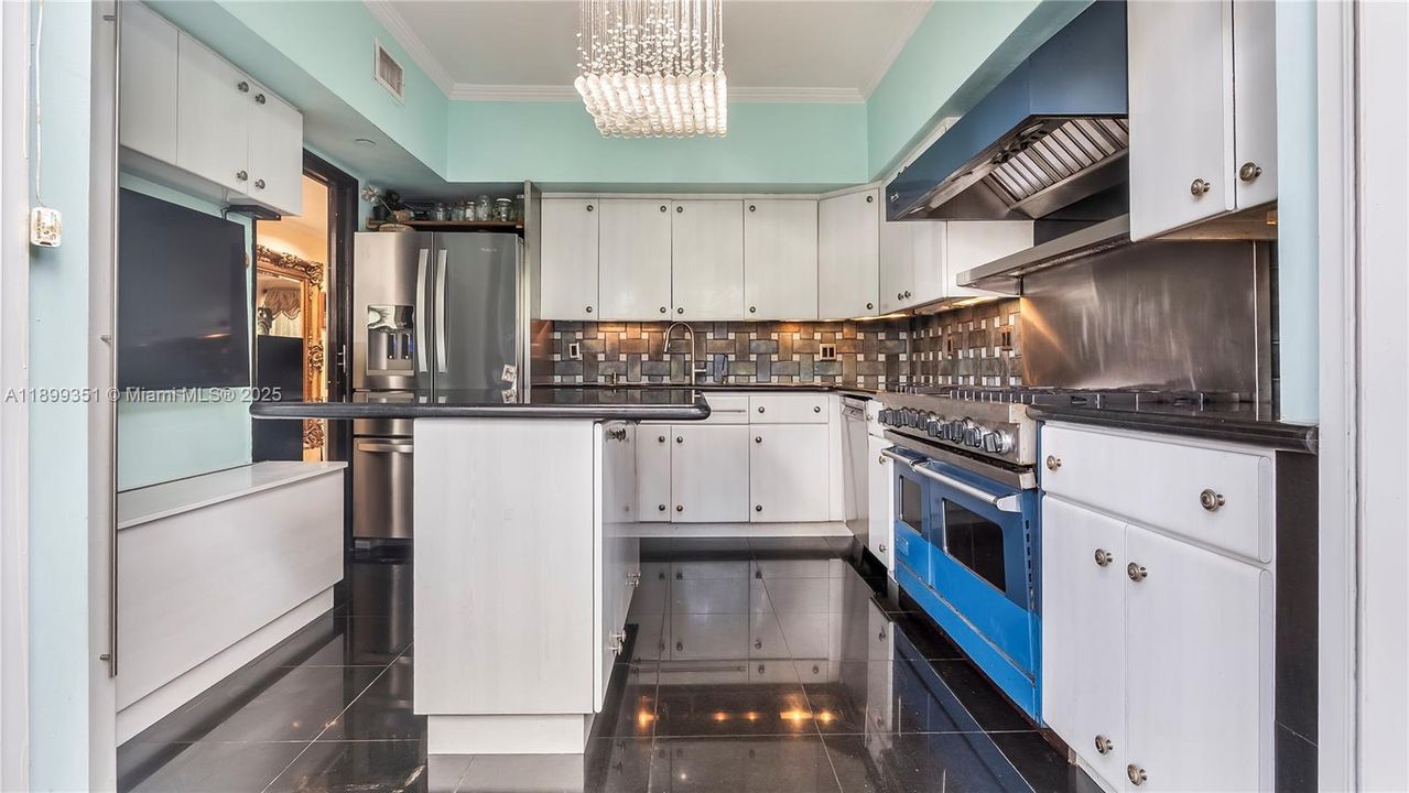 For Sale: $1,799,000 (5 beds, 3 baths, 3115 Square Feet)