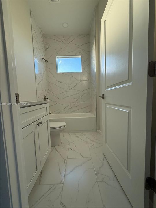 For Rent: $2,200 (4 beds, 2 baths, 1439 Square Feet)