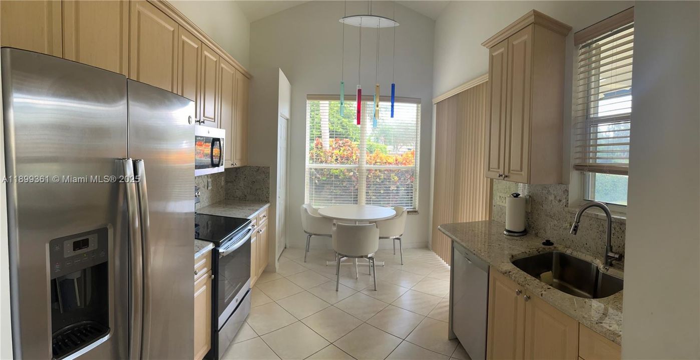 For Sale: $409,000 (3 beds, 2 baths, 1606 Square Feet)