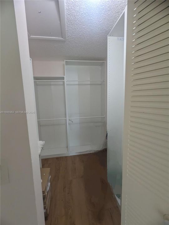 For Rent: $2,600 (2 beds, 2 baths, 1048 Square Feet)