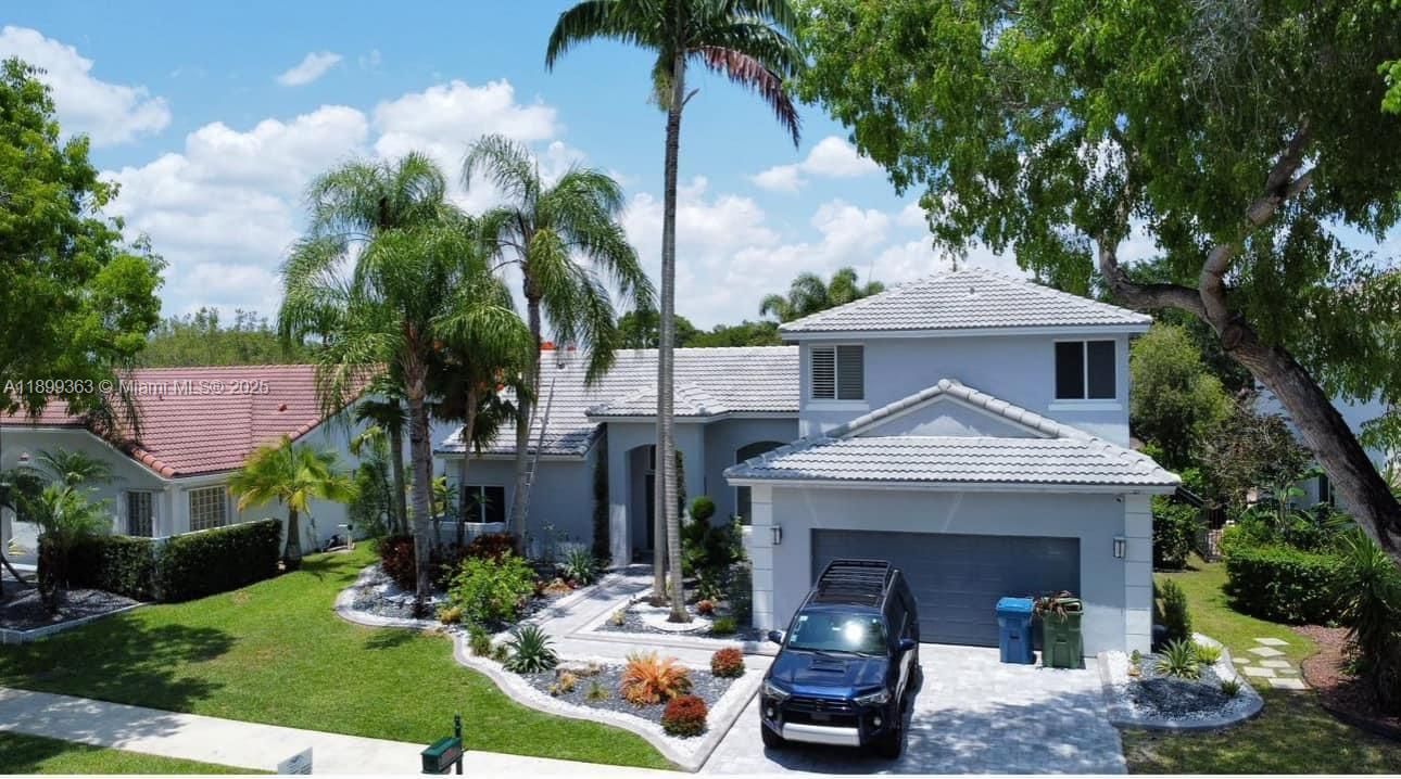 Recently Rented: $6,950 (4 beds, 3 baths, 2776 Square Feet)