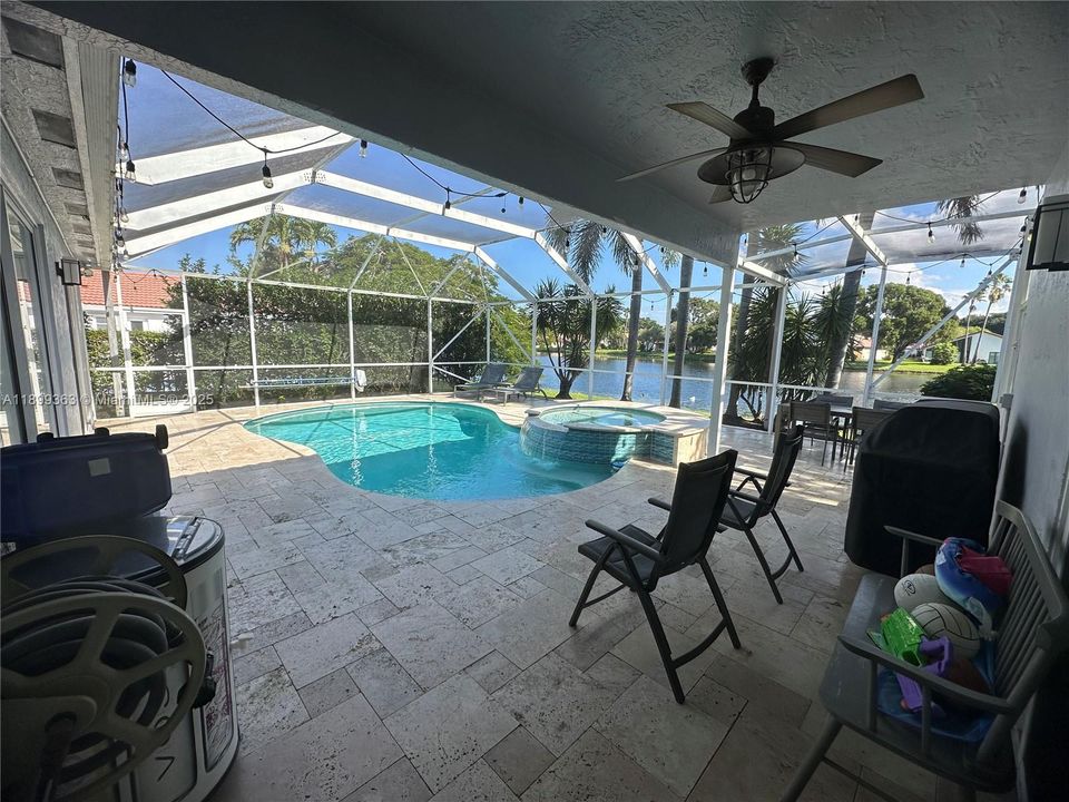 Recently Rented: $6,950 (4 beds, 3 baths, 2776 Square Feet)