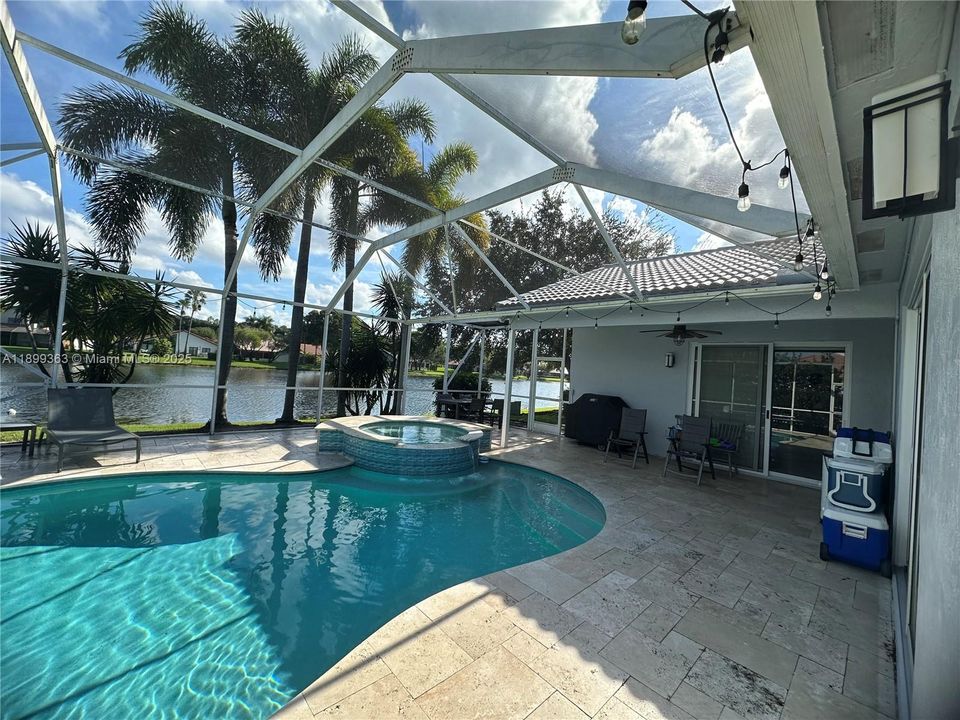 Recently Rented: $6,950 (4 beds, 3 baths, 2776 Square Feet)