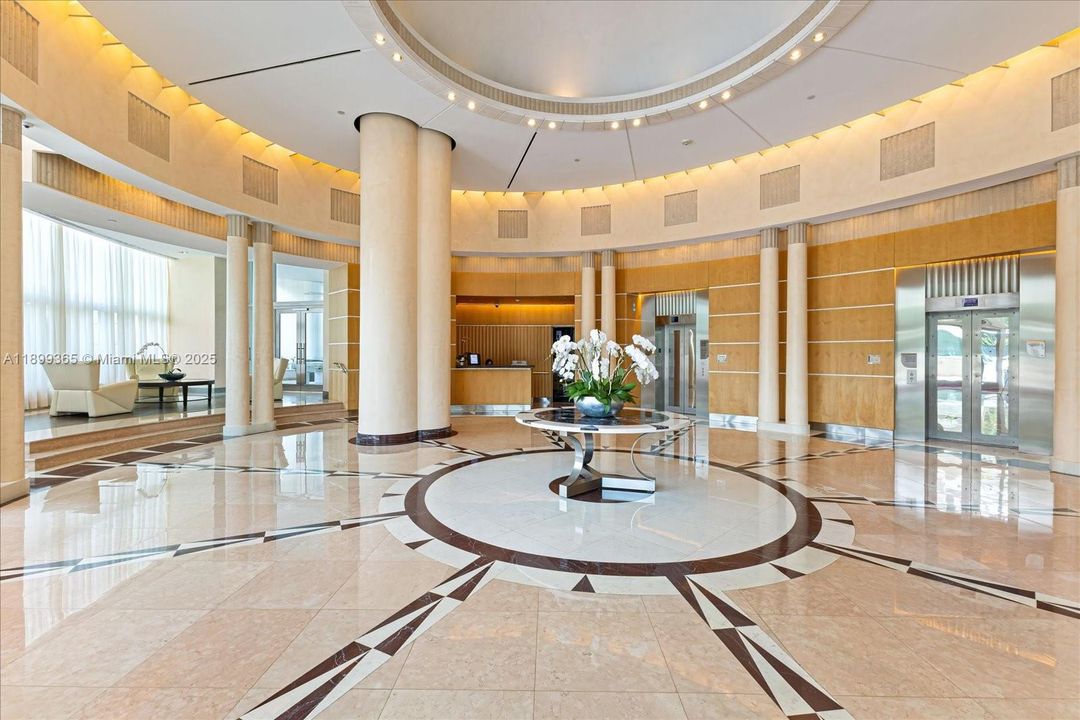 For Sale: $2,300,000 (3 beds, 3 baths, 2310 Square Feet)