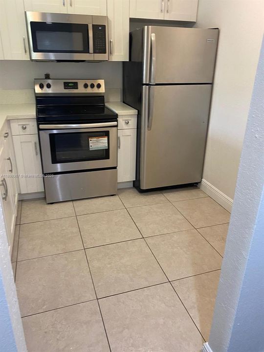 Recientemente alquilado: $1,850 (2 camas, 2 baños, 1175 Pies cuadrados)