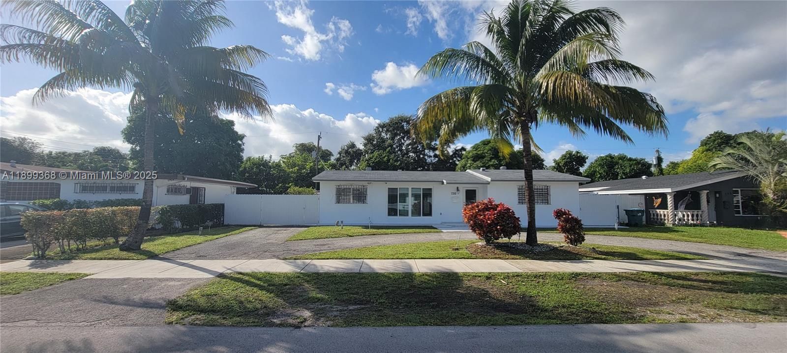 Recently Sold: $525,000 (3 beds, 2 baths, 1368 Square Feet)