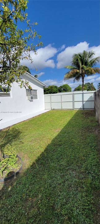 Recently Sold: $525,000 (3 beds, 2 baths, 1368 Square Feet)