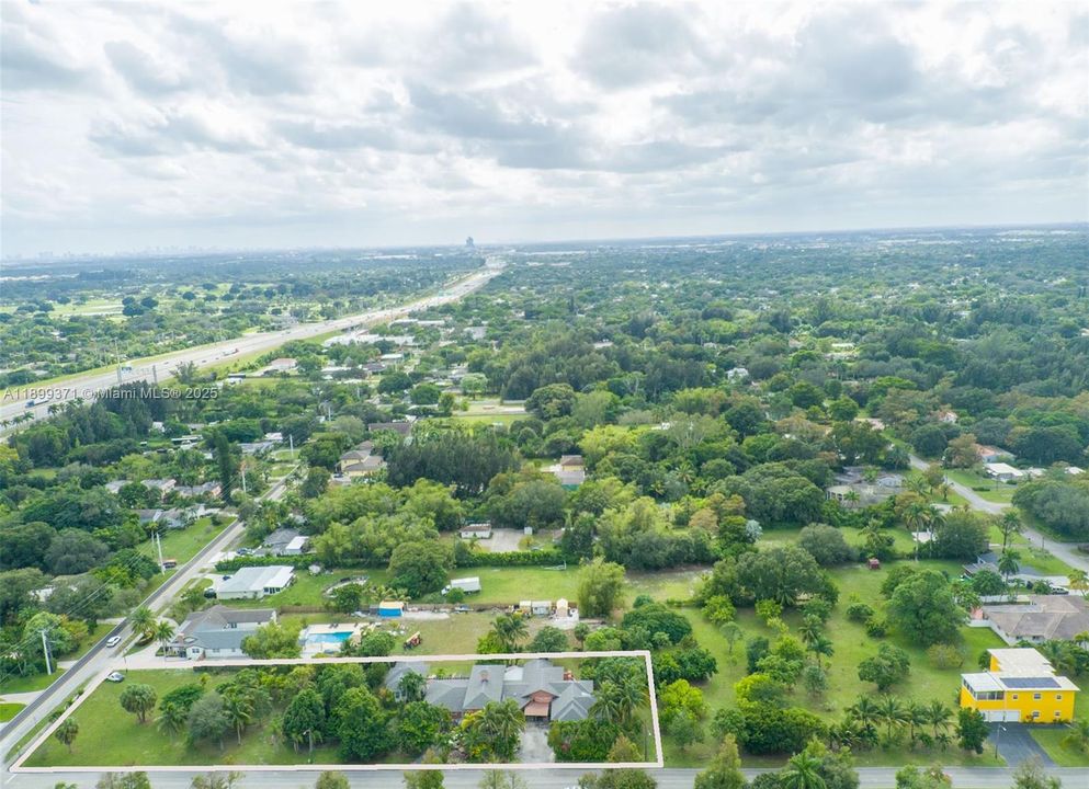 待售: $1,399,000 (5 贝兹, 4 浴室, 4935 平方英尺)