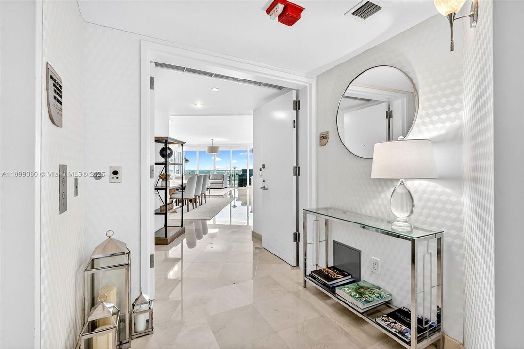 For Rent: $14,000 (3 beds, 3 baths, 2310 Square Feet)