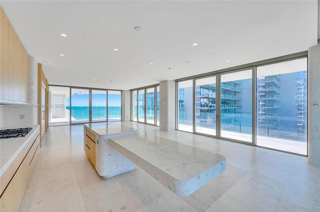 En Venta: $17,575,000 (3 camas, 3 baños, 4733 Pies cuadrados)