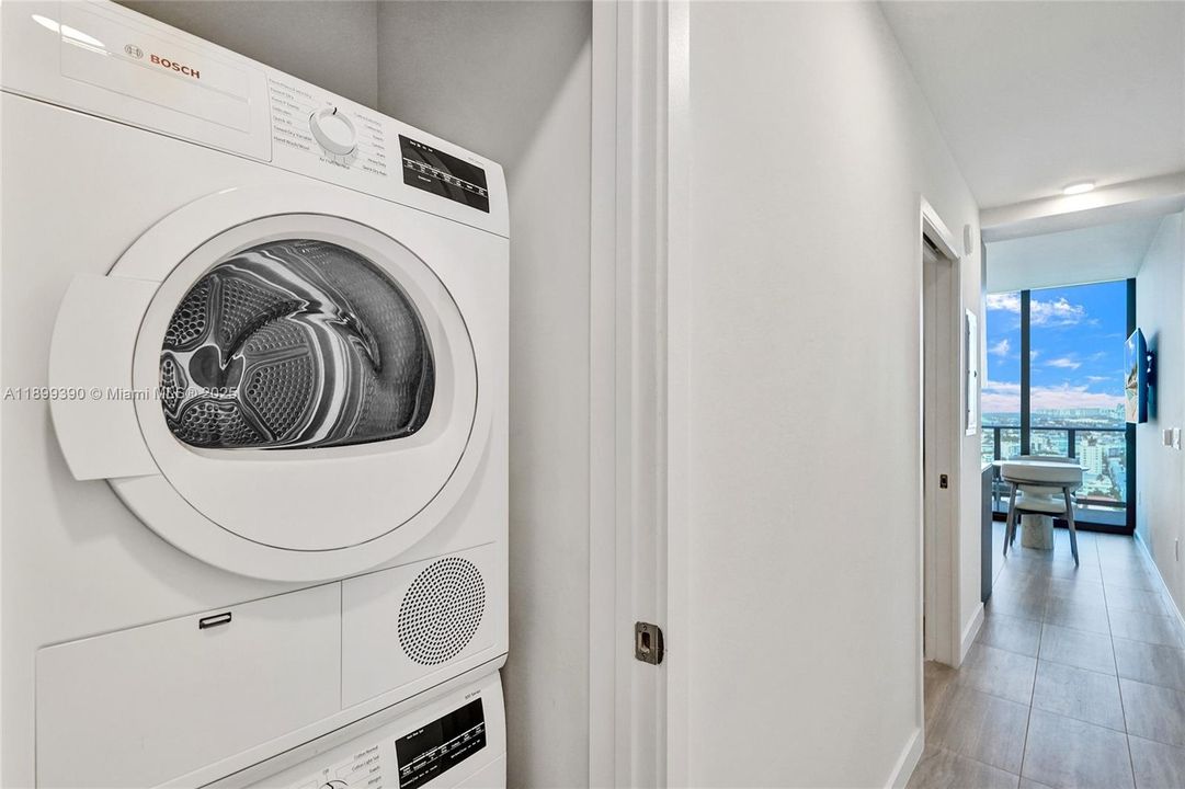 待售: $830,000 (1 贝兹, 1 浴室, 0 平方英尺)