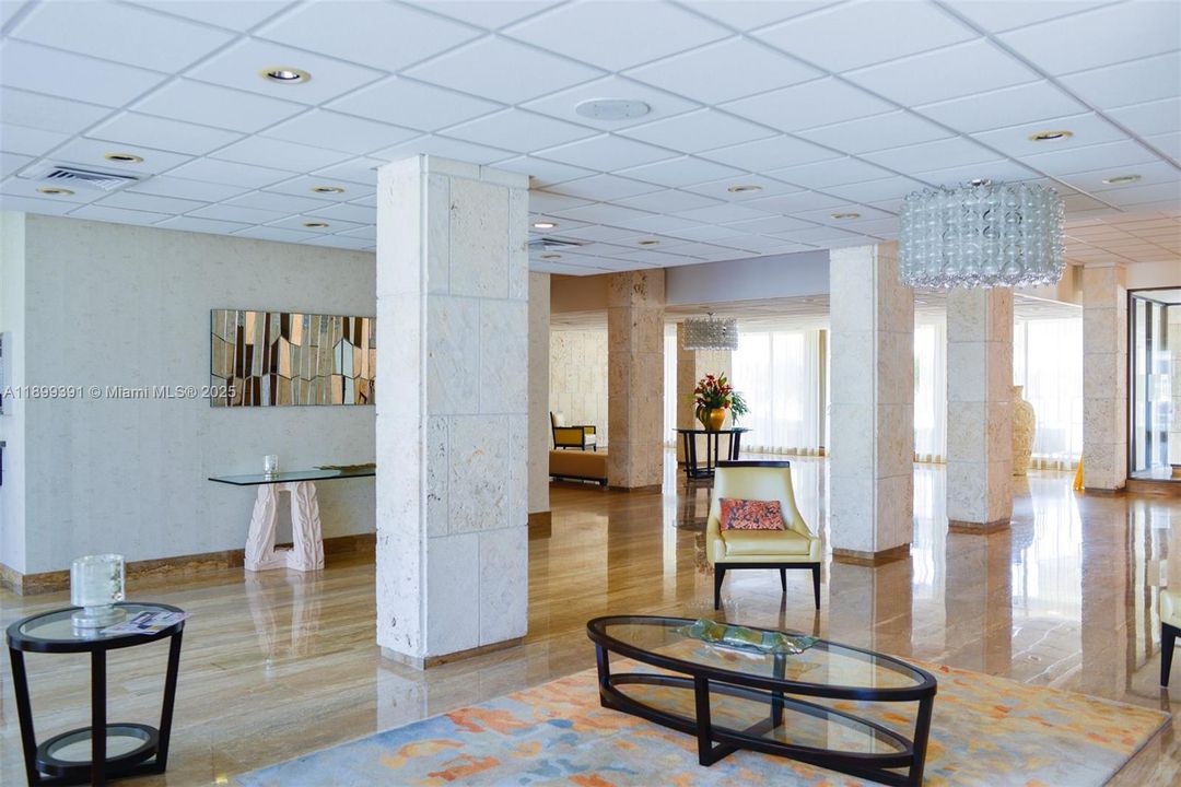 Recently Rented: $2,750 (1 beds, 1 baths, 870 Square Feet)